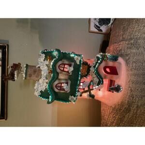 Merry Brite Fiber Optic Snowhouse
